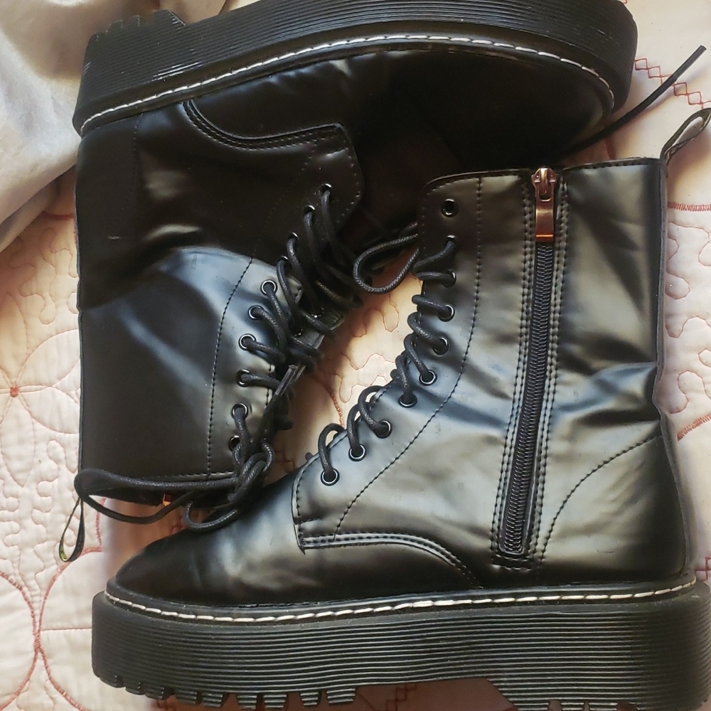 Black platform high boots